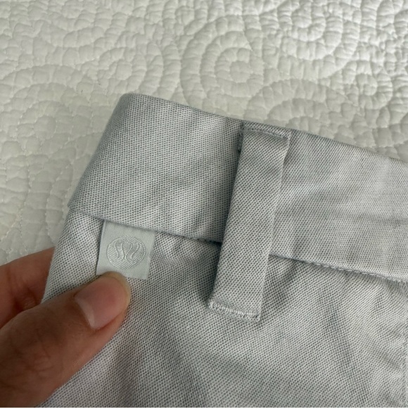 Lululemon Athletica Light Gray Men's Shorts size 38 - Picture 5 of 9